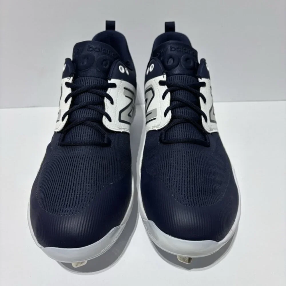 New Balance Men’s Fresh Foam X 3000 V6 Metal Cleats, Size 16 D